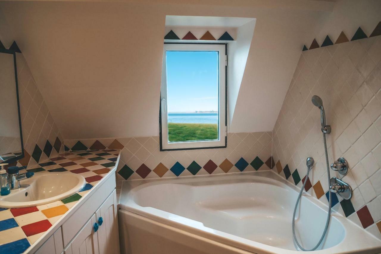 Bed and Breakfast "La Girelle, Bord De Mer" Honfleur Exterior foto